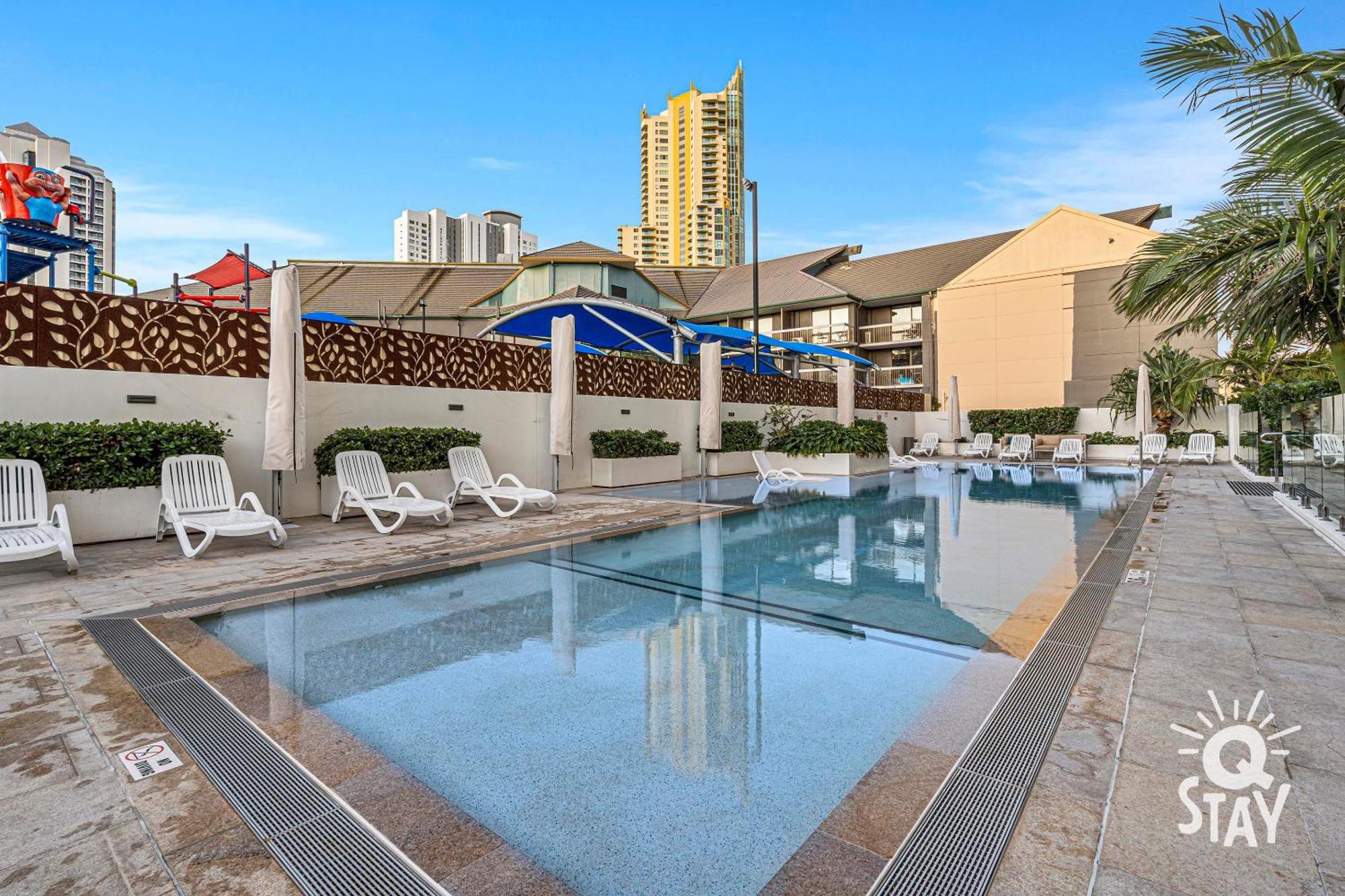 Ruby Apartments - Qstay Gold Coast Kültér fotó