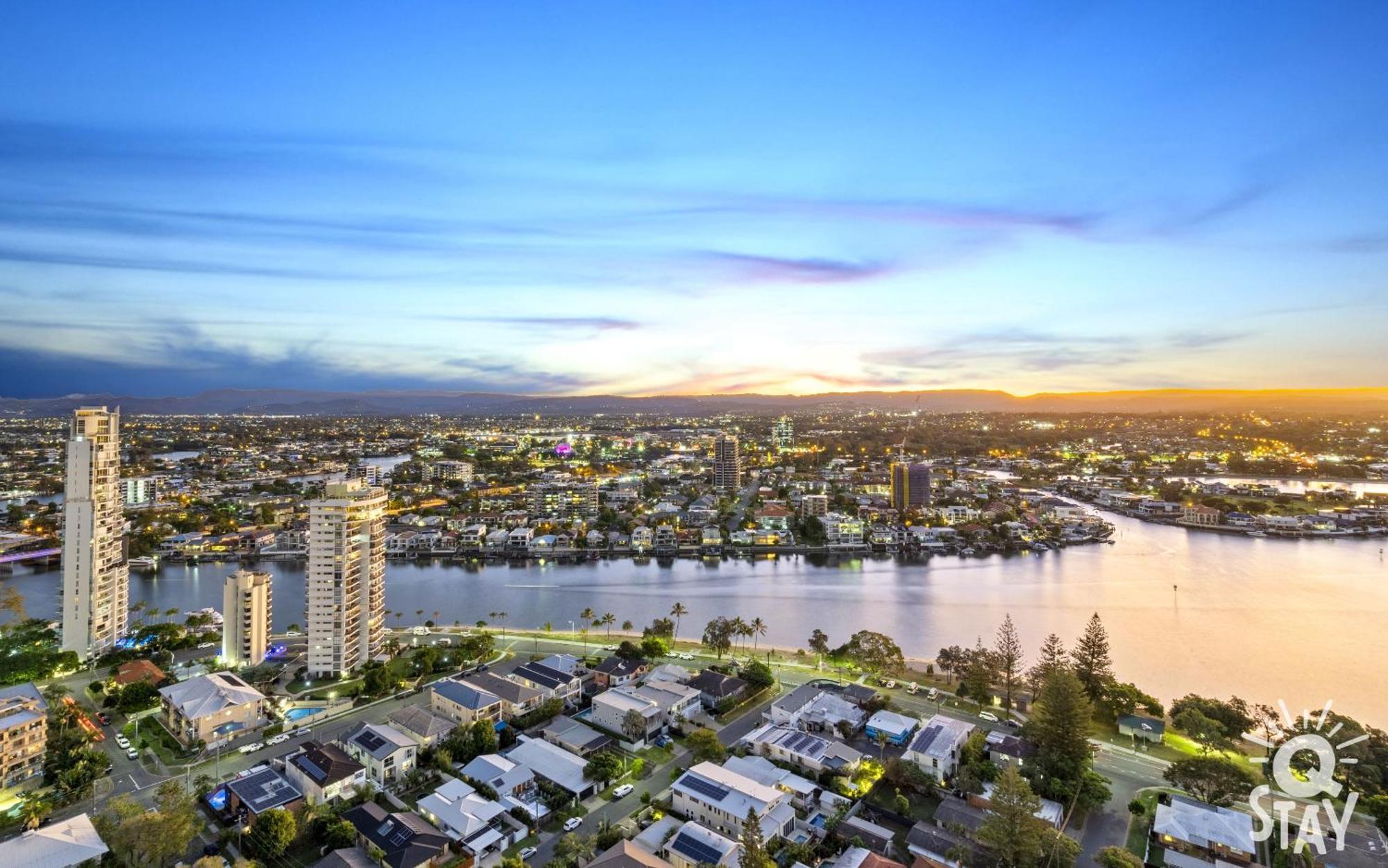 Ruby Apartments - Qstay Gold Coast Kültér fotó
