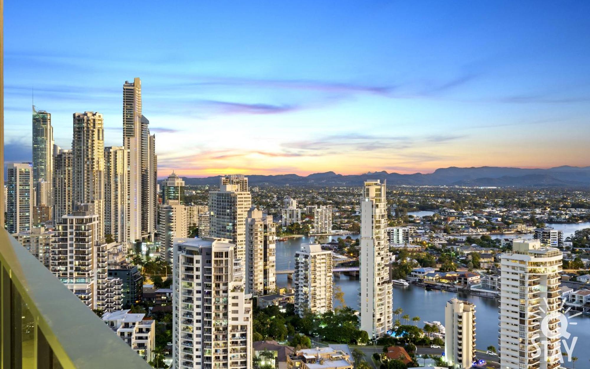 Ruby Apartments - Qstay Gold Coast Kültér fotó
