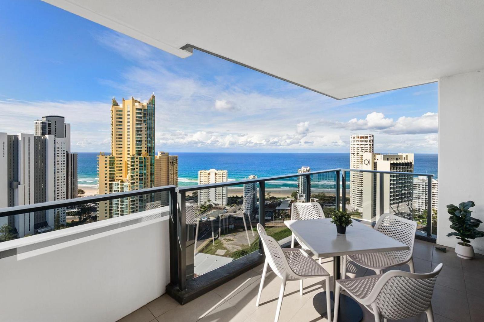 Ruby Apartments - Qstay Gold Coast Kültér fotó